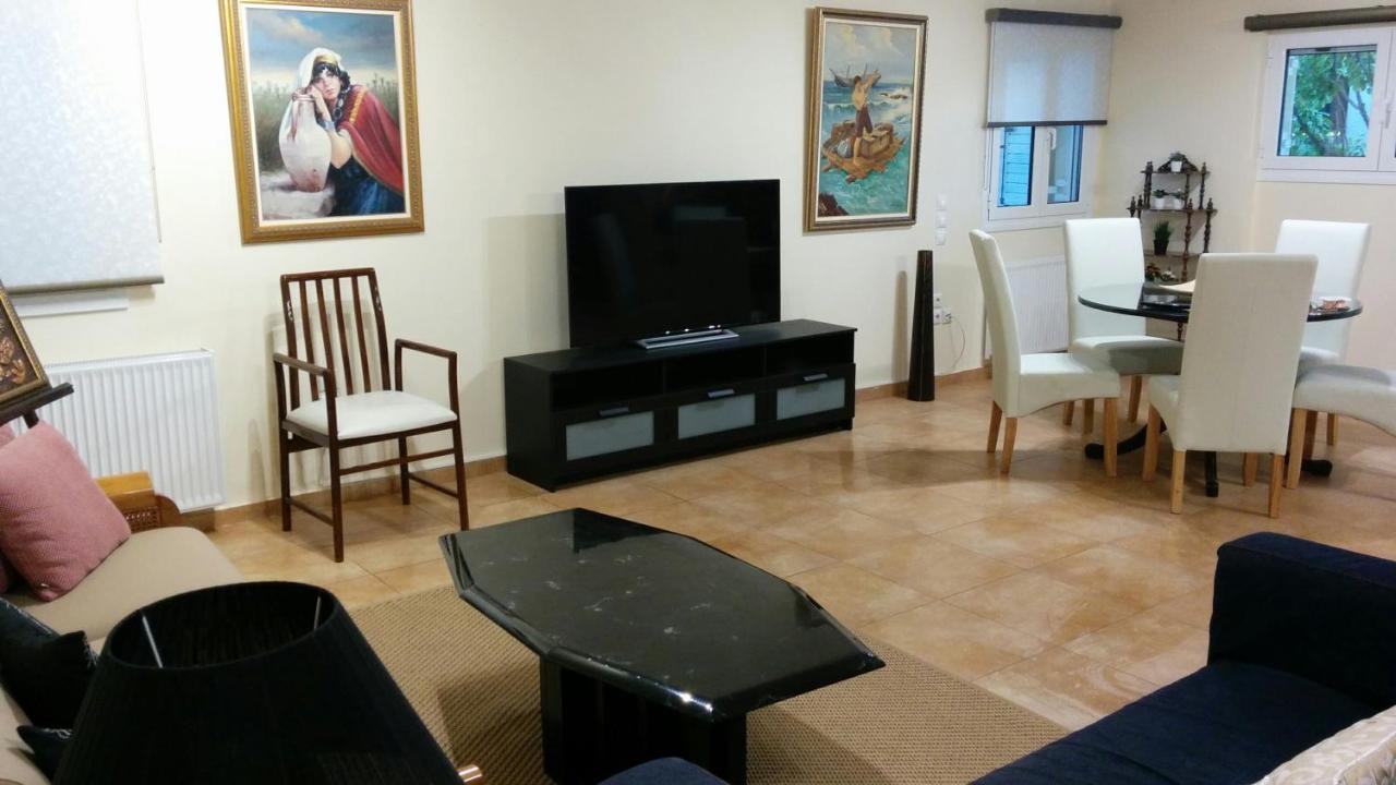 Vári Lovely 2-Bedroom Apartment At Greek Riviera מראה חיצוני תמונה