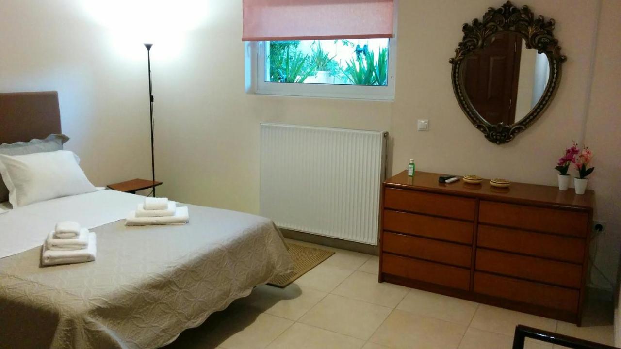Vári Lovely 2-Bedroom Apartment At Greek Riviera מראה חיצוני תמונה