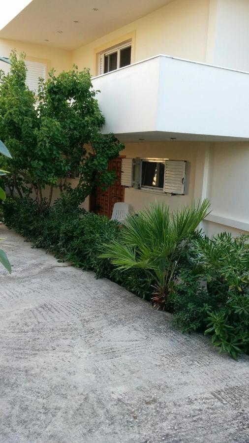 Vári Lovely 2-Bedroom Apartment At Greek Riviera מראה חיצוני תמונה